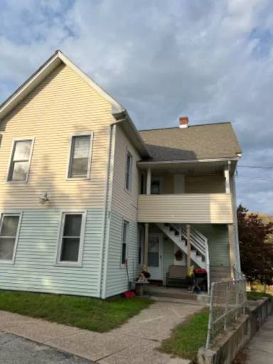 Main picture of 319 Main St