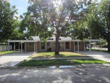 Main picture of 906 N Cornell St
