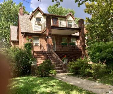 Main picture of 3030 Pinewood Ave