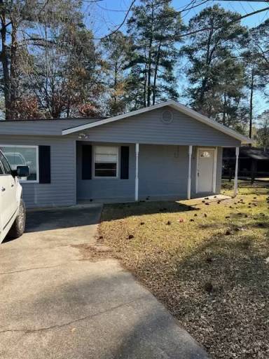 Main picture of 120 Hilbert Dr