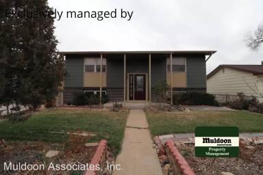 Main picture of 222 Lark St