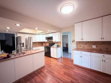 Main picture of 365 Saybrook Ln