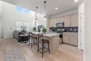 Main picture of 3827 W 1960 N