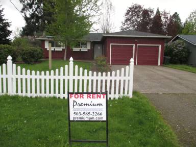 Main picture of 955 Cedar Way SE