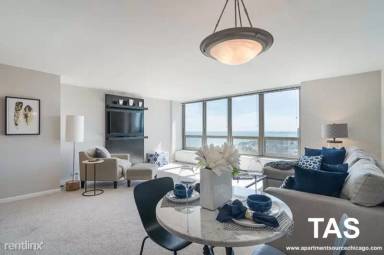 Main picture of 3450 North Lake Shore Drive Apartments