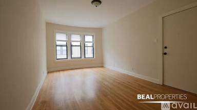 Main picture of 4034 N Ashland Ave