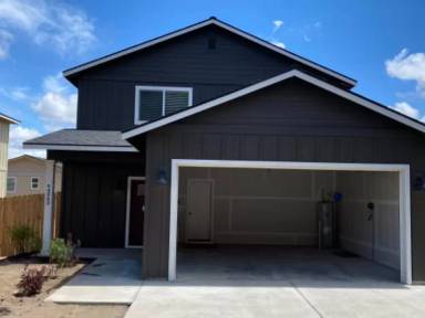 Main picture of 64580 Strickler Ave