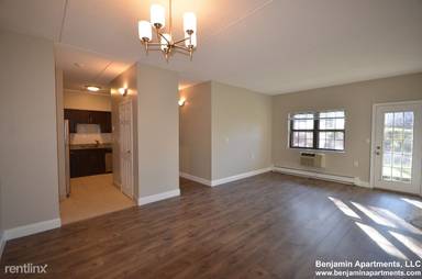 Main picture of 757 Highland Ave