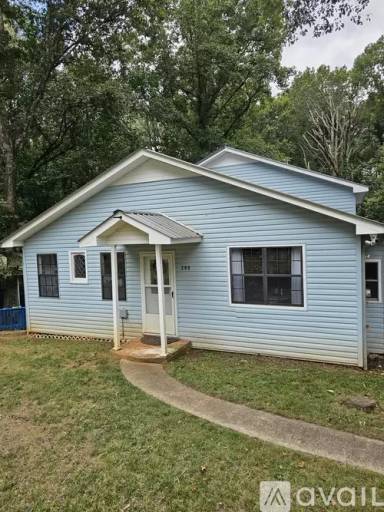 Main picture of 290 Emerald Dr