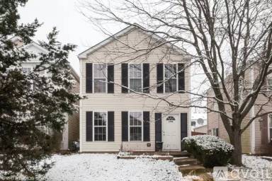 Main picture of 1764 Simms St