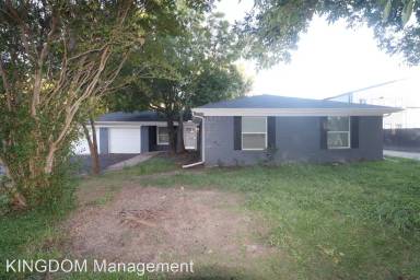 Main picture of 4911 Ben Day Murrin Rd
