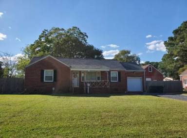 Main picture of 403 Pennington Blvd