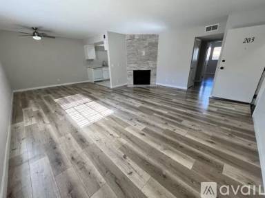 Main picture of 544 E Tujunga Ave