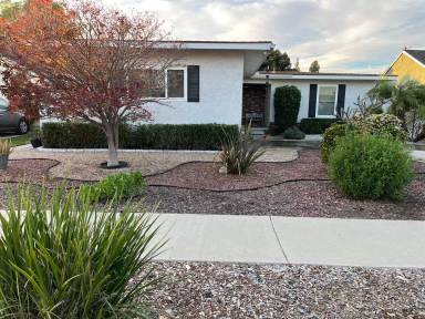 Main picture of 9625 Ramona St
