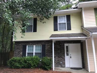 Main picture of 205 Weber Rd
