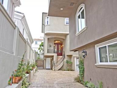 Main picture of 2503 Voorhees Ave