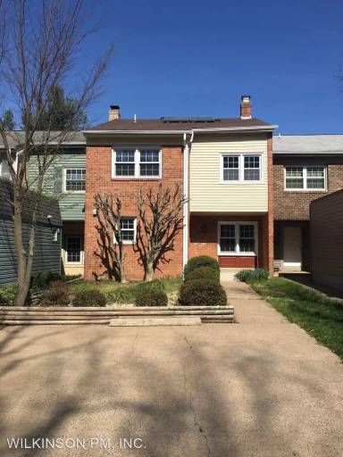 Main picture of 1004 Moore Pl SW