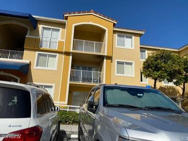 Main picture of CUTLER LAKES CONDO