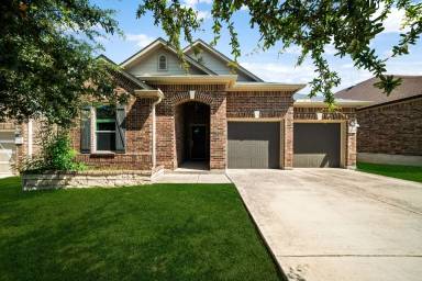 Main picture of 4610 Sebastian Oak