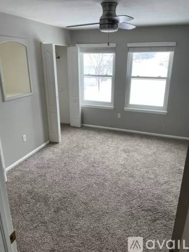 Main picture of 1670 S Deframe St