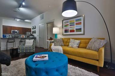 Main picture of Midtown Cedar Hill