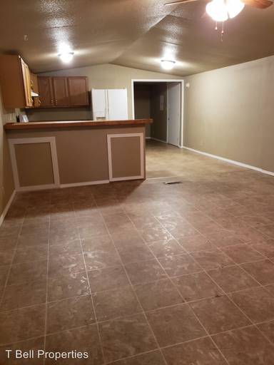 Main picture of 305 S Todds Ferry Rd