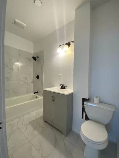 Main picture of 6 Almont Ave