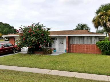 Main picture of 824 SE Tierra Ct