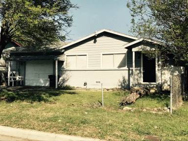 Main picture of 3721 Stuart Dr