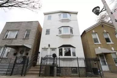 Main picture of 3610 S Emerald Ave