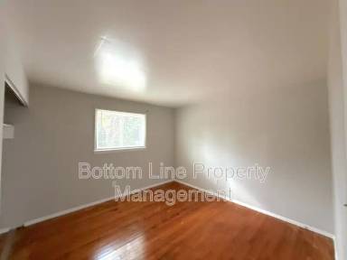 Main picture of 205 Edgegreen Dr