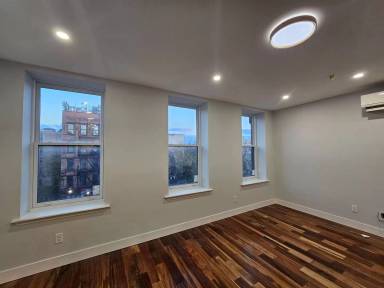 Main picture of 2148 5th Ave