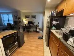 Main picture of 108 Peterborough St