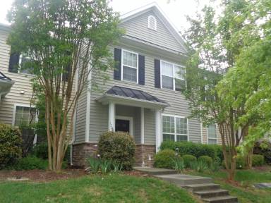 Main picture of 1218 Maroon Dr