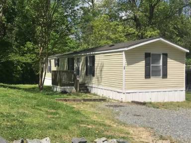 Main picture of 5888 Midway School Rd