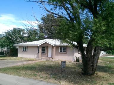 Main picture of 941 Longs Peak St