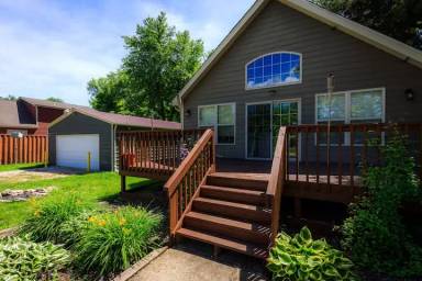 Main picture of 101 Cottonwood Dr