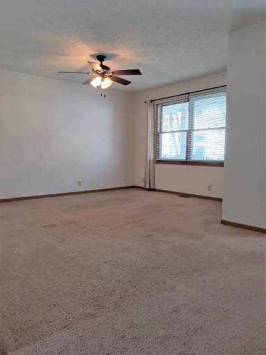 Main picture of 1195 / 142 E Lincoln Hwy, Unit B, Waterman