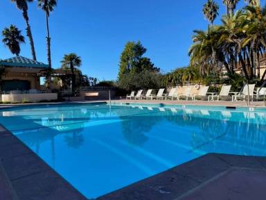 Main picture of 325 Pacific Oaks Rd