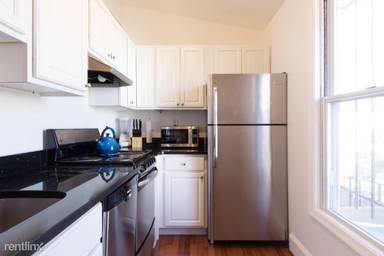 Main picture of 1341 Newton St NW