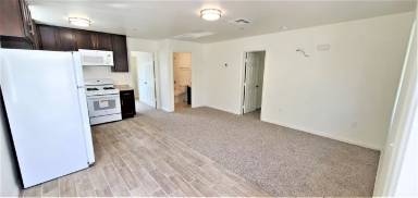 Main picture of 808 Emerson Ave