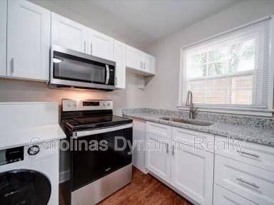 Main picture of 321 S Gardner Ave