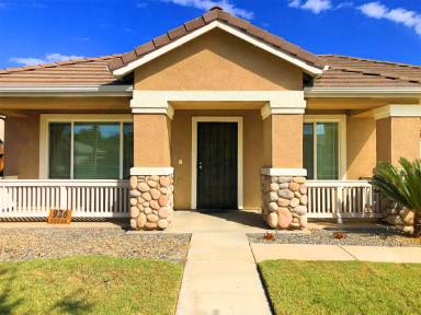 Main picture of 926 W Reese Ave