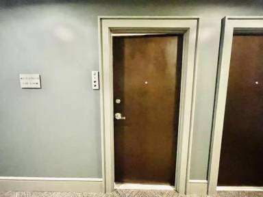 Main picture of 500 West Trade