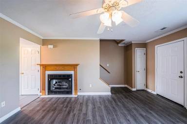 Main picture of 133 Concord Dr