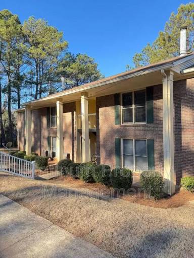 Main picture of 1262 Britain Dr