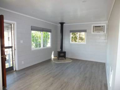 Main picture of 1001 Pardi Way
