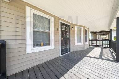 Main picture of 1181 Rozelle Ave