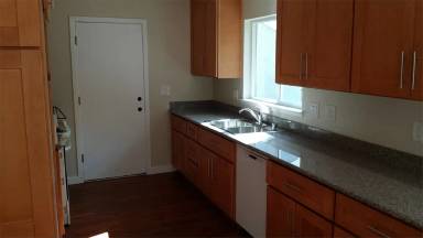 Main picture of 518 Oak Ave