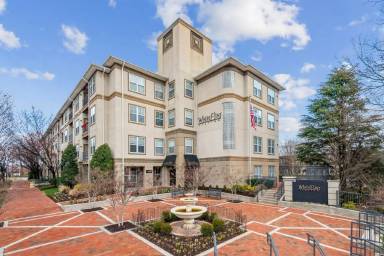 Main picture of White Flint Station